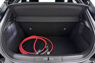 Opel Mokka Electric GS 54 kWh | Navigatie | Camera | Climate control | Stuurwielverwarming | Lichtmetalen velgen | Keyless | Cruise control adaptive / 4