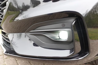 Ford Focus 1.0 EcoBoost Titanium X Business ST Line Winterpakket | LED | PDC | Camera | / 15