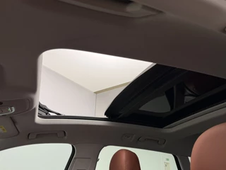 Audi e-tron e-tron 50 quattro Launch edition plus 71 kWh SOH 93% Panoramadak | Leder | El. Verstelbare Stoelen / 4
