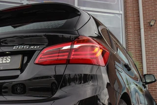 BMW 2-serie Active Tourer 225xe Luxury | Driving Assistant Plus | Panoramadak | Fileassistent | Active Cruise control | Head-up | HiFi audio | Sportstoelen | Rijstrooksensor | Keyless entry / 48