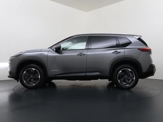 Nissan X-Trail 1.5 e-4orce N-Connecta Family Pack NET ONDERHOUD GEHAD BIJ NISSAN!| VOLLEDIGE FABRIEKS GARANTIE TOT 03-2028 | VOOR & ACHTERSTOELEN VERWARMD | STUURWIEL VERWARMD | 7 PERSOONS! | KEYLESS | DODE HOEK | 360 CAMERA | APPLECARPLAY | ADAP. CRUISE | / 6