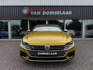 Volkswagen Arteon 2.0 TSI Business R - NL Auto Leder Pano Navi 19inch LMV / 55