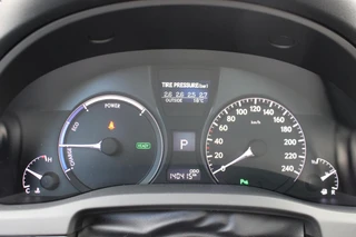 Lexus RX 450h 4WD F Sport / 24