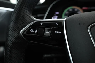 Audi A6 Avant 55 TFSI e quattro Competition S-line  262pk, zwarte hemel s-line stuur climate, / 26