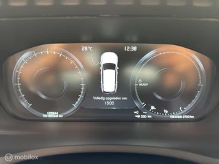 Volvo XC90 2.0 T8 Recharge AWD R-Design / 8