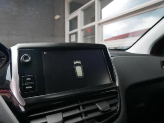 Peugeot 208 1.2 PureTech Signature Cruise| Navi+BT| / 12