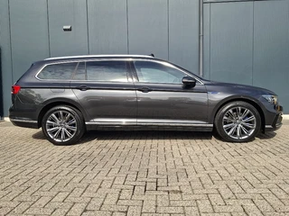 Volkswagen Passat Variant 1.4 TSI PHEV GTE * Panoramadak * Elek. Achterklep * Navigatiesysteem * 18 Inch Velgen * / 7