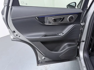 Omoda 5 EV Premium 61 kWh  - Schuif/kantel dak - Adaptieve cruisecontrol - Sfeerverlichting - Apple Carplay - Android Auto 7 Jaar of 150.000km Fabrieksgarantie / 36