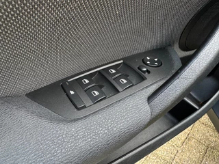 BMW X1 DRIVE20i CHROME LINE | AIRCO | NAVIGATIE | CRUISE | PDC | VELGEN | TREKHAAK | NAP / 20