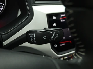 Seat Arona 1.0 TSI Xcellence Launch Edition | Trekhaak | Beats Audio | Navi | Camera / 28