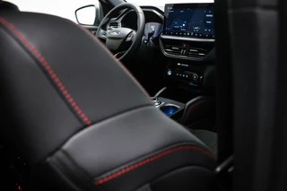 Ford Kuga 2.5 PHEV ST-Line X | WINTER PACK | ACHTERBANKVERWARMING | DAB | APPLE | 360 CAMERA / 15