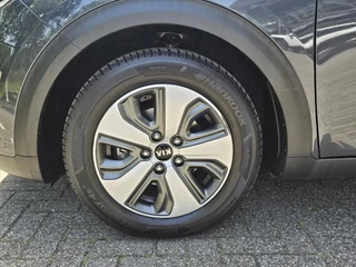 KIA Niro 1.6 GDi Hybrid DynamicLine |Navi |Camera / 20