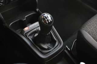 Suzuki Swift 1.2 Select Smart Hybrid / 11