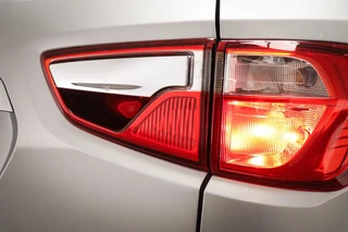Ford EcoSport 1.0 EcoBoost Titanium | WINTER / NAVIGATIE / DESIGN / PARKING- PACK | TREKHAAK | 17" / 16