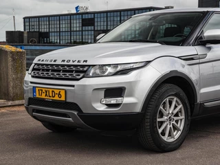 Land Rover Range Rover Evoque 2.2 TD4 4WD 150 PK Pure | Trekhaak | Leder/Alcantara |  Cruise control | Parkeersensoren | 17" / 34