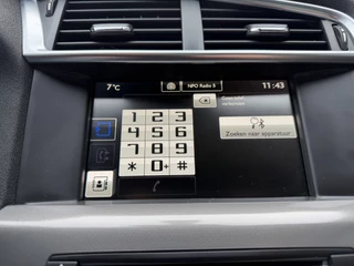 Citroën C4 130pk Feel Collection (Trekhaak - Keyless Entry - Parkeersensoren V+A - 17" - Automatische Airco - Navigatie - Apple Carplay) / 23