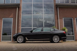 BMW 7-serie 740i High Executive | 2e eigenaar | Driving Assistant Plus | Innovation pakket | Massage | Dodehoekdetectie | Adaptieve cruise | 360 camera | Stoelventilatie | Gesture control / 7