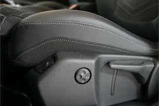 Opel Grandland 1.6 Turbo GS Line 225 pk PHEV  | SOH 99% | AGR | 360° | Stl. verw. | Adaptive Cruise | El. achterklep | / 16