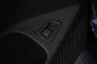 Volkswagen Golf 1.4 eHybrid GTE  Panorama, Apple carplay, Navigatie / 18