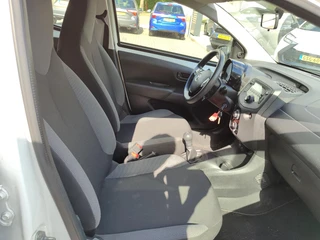 Toyota Aygo 1.0 VVT-i X-FUN / 10