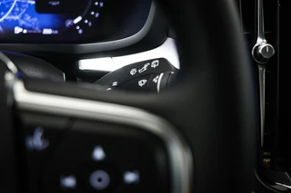 Volvo V60 2.0 B3 Essential | PARK ASSIST PACK | CLIMA | DAB | APPLE | CAMERA / 32