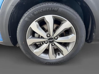 Kia Stonic 1.0 T-GDi MHEV DynamicLine | Climate Control | Camera | Cruise Control | LM Velgen | Apple Carplay | Android Auto / 27