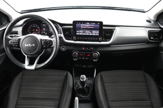Kia Stonic 1.0 T-GDi MHEV DynamicPlusLine  - Apple Carplay/Android Auto - Cruise Control - Climate Control - Navigatie - Stuur/Stoel Verwarming - Fabrieksgarantie tot 01-2032 / 29
