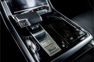 Audi Q7 55 TFSI e Quattro S-Line  S Sportstoel Matrix LED Air Suspension Luchtvering / 31
