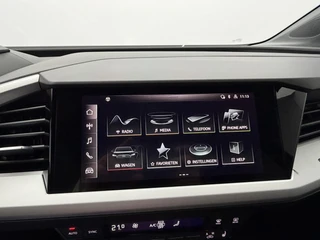 Audi Q4 e-tron 35 Launch edition 55 kWh SOH 90,6% | Elektrische Trekhaak | 110KW Snellaadvermogen | Full-Led | Carplay&Android / 21