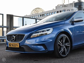 Volvo V40 2.0 D3 150 PK Business Sport R-Design Panoramadak Harman Kardon LED Standkachel Trekhaak Stoelverwarming 18" / 41