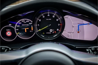 Porsche Panamera Sport Turismo 2.9 4 E-Hybrid 10 Years Edition  Krijt Stoelventilatie 21" Achterasbesturing Soft Close Panorama / 22