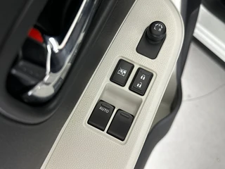Suzuki Ignis 1.2 Stijl Intro | Navigatie | Parkeercamera | Cruise Control / 25