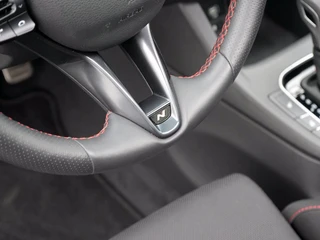 Hyundai i30 Wagon 1.5 T-GDi MHEV N Line Automaat Nardo Grey | Pano | Stoelverwarming / 45