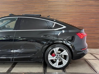 Audi Q8 Sportback e-tron 50 quattro S Edition 95 kWh | Pano | B&O| 22” | Massage | Adaptive Cruise | Matrix LED / 51