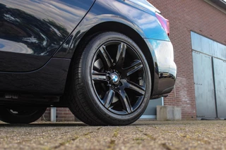 BMW 5-serie Gran Turismo 535i High Executive | NL auto | Facelift | Camera | Navigatie | Bluetooth | Xenon | PDC | Climate control | Cruise control | 19 inch | Elektrische achterklep / 41