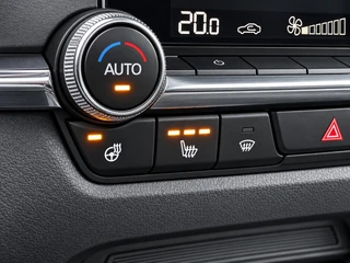 Mazda CX-30 2.0 e-SkyActiv | Automaat | Head Up Display | Stoel/Stuur Verwarming | Camera | 1ste Eigenaar / 18