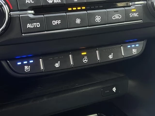 Kia Ceed 1.4 T-GDi ExecutiveLine | Trekhaak | Navi | Clima | Camera | JBL | Cruise Control / 27