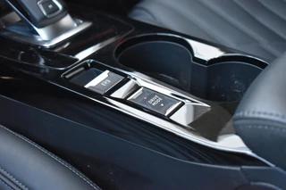 Peugeot 208 1.2GT-LINE nieuwe riem PANODAK LEDER / 28