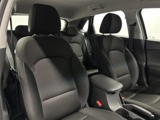 Hyundai i30 1.0 T-GDI Comfort CLIMATE CAMERA CARPLAY LM / 14