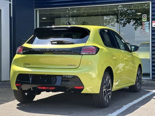 Peugeot 208 1.2 Hybrid 110 e-DCS6 Allure | Climate Control | Navigatie | Full LED | DAB | Parkeercamera/-sensoren | Apple Carplay/Android Auto | Dode hoekdetectie | Lichtmetalen velgen | / 2