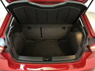 Seat Ibiza 1.0 TSI FR Business Intense Camera Navigatie Climate Control DAB+ / 15