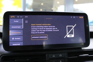 Jeep Avenger 1.2 Longitude  | JBL Audio | Adaptieve cruise | Keyless / 13
