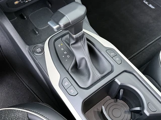 Kia K4 1.0 T-GDi MHEV GT-Line Launch Edition (pano) - Schuif/kantel dak - Stoel/stuurverwarming - AppleCarplay - Android Auto - 7 jaar of 150.000km fabrieksgarantie / 30