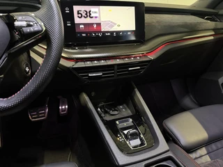 Skoda Octavia 1.4 TSI RS iV PHEV Camera Head-up Memory Sfeer / 18