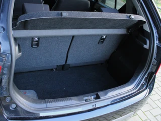 Suzuki Ignis 1.2 Smart Hybrid Style CVT Automaat All-Seasonbanden, Navigatie, Cruise en Climate Control, Stoelverwarming, Achteruitrijcamera / 8