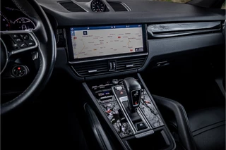 Porsche Cayenne 3.0 22" Bose Standverwarming Panorama Trekhaak / 11