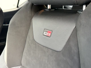 Toyota C-HR 2.0 Hybrid GR-Sport JBL Camera Alcantara Stoelverw Nav/Cruise Voll.Onderhouden! / 9
