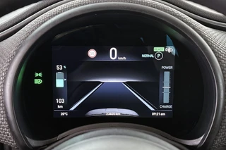 Fiat 500 3+1 La Prima 42 kWh Panoramadak Stoelverwarming Camera Apple CarPlay / 13