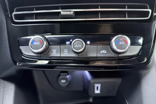 Opel Mokka Electric GS 54 kWh  | Climate control | Achteruitrijcamera | Apple Carplay/Android Auto | Cruise control | LED koplampen | Zwart dak | 18" Lichtmetalen velgen / 23