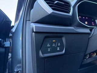 SEAT Leon 1.4 TSI eHybrid PHEV FR 204PK Trekhaak Camera Carplay ACC / 26